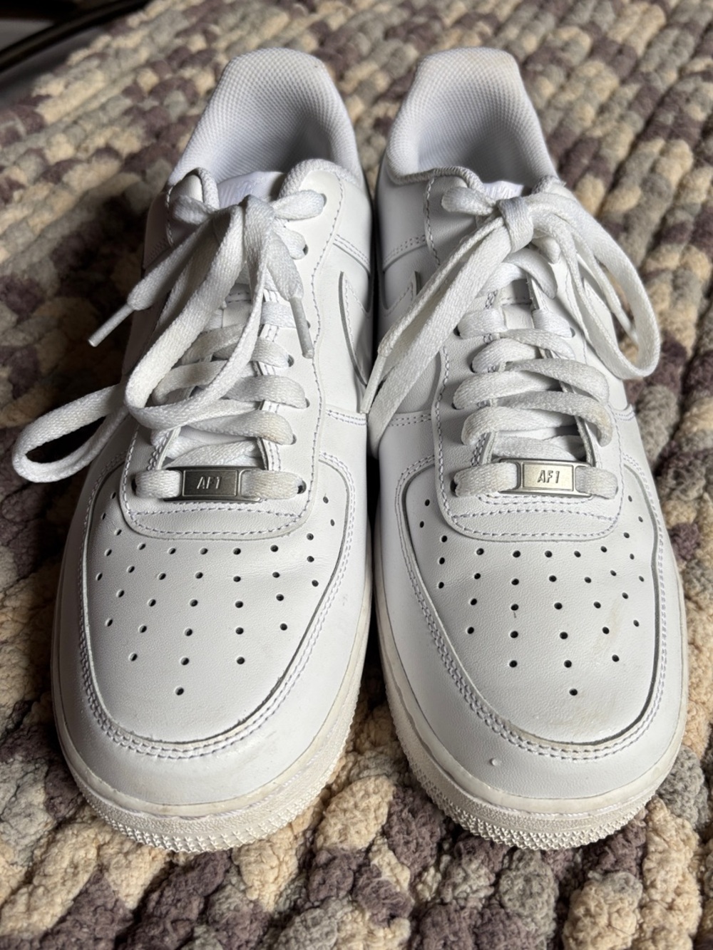 Nike Air Force 1 - White Low-Top Leather Sneakers